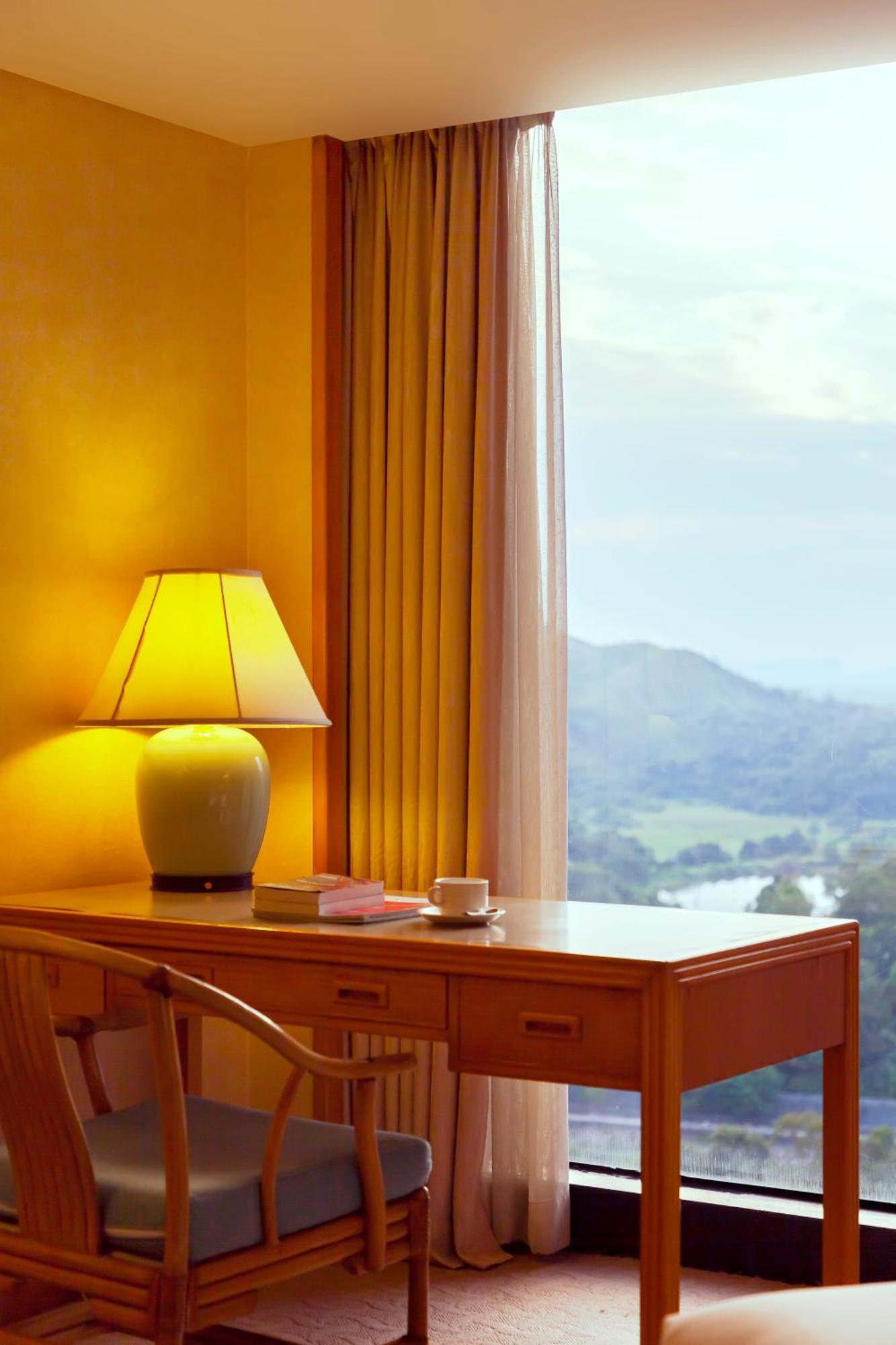 Shenzhen Felicity Hotel, Luohu Railway Station Экстерьер фото